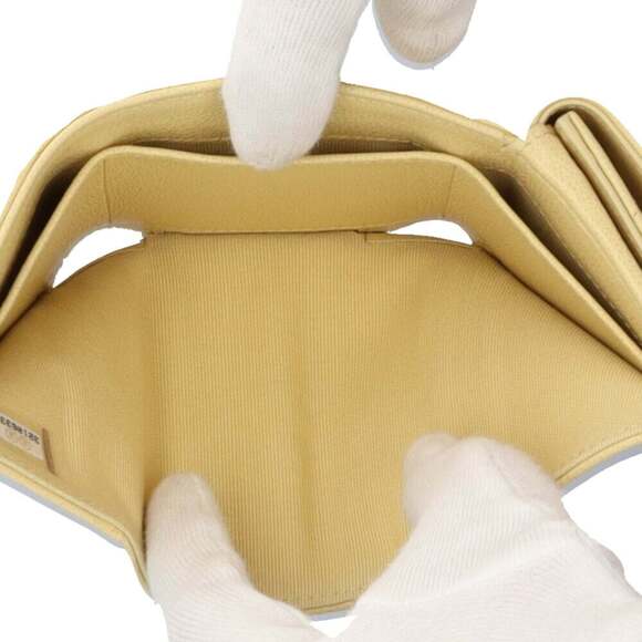 CHANEL Authentic Yellow Leather Wallet - Picture 6 of 9